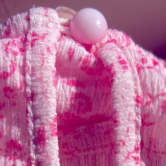 Floral Print Pretty Pink Blouse - Picture 5 of 5